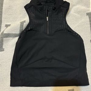 Lululemon top